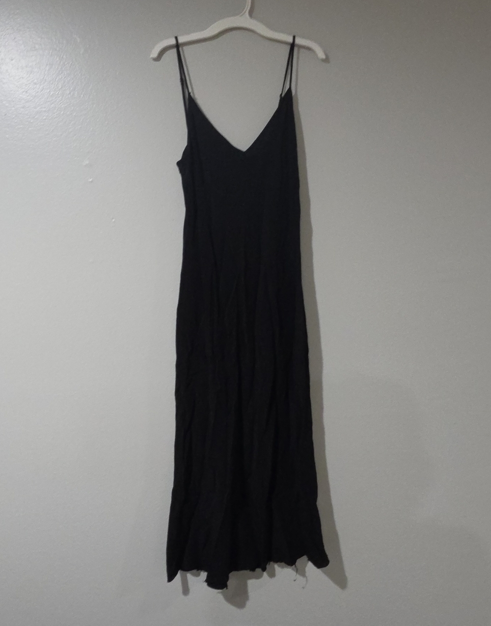 Wilfred Black V-Neck Spaghetti Strap Maxi Dress
